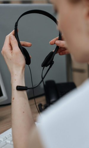 pexels-ron-lach-8681897